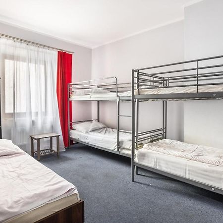 Shick Hostel Breslavia Exterior foto