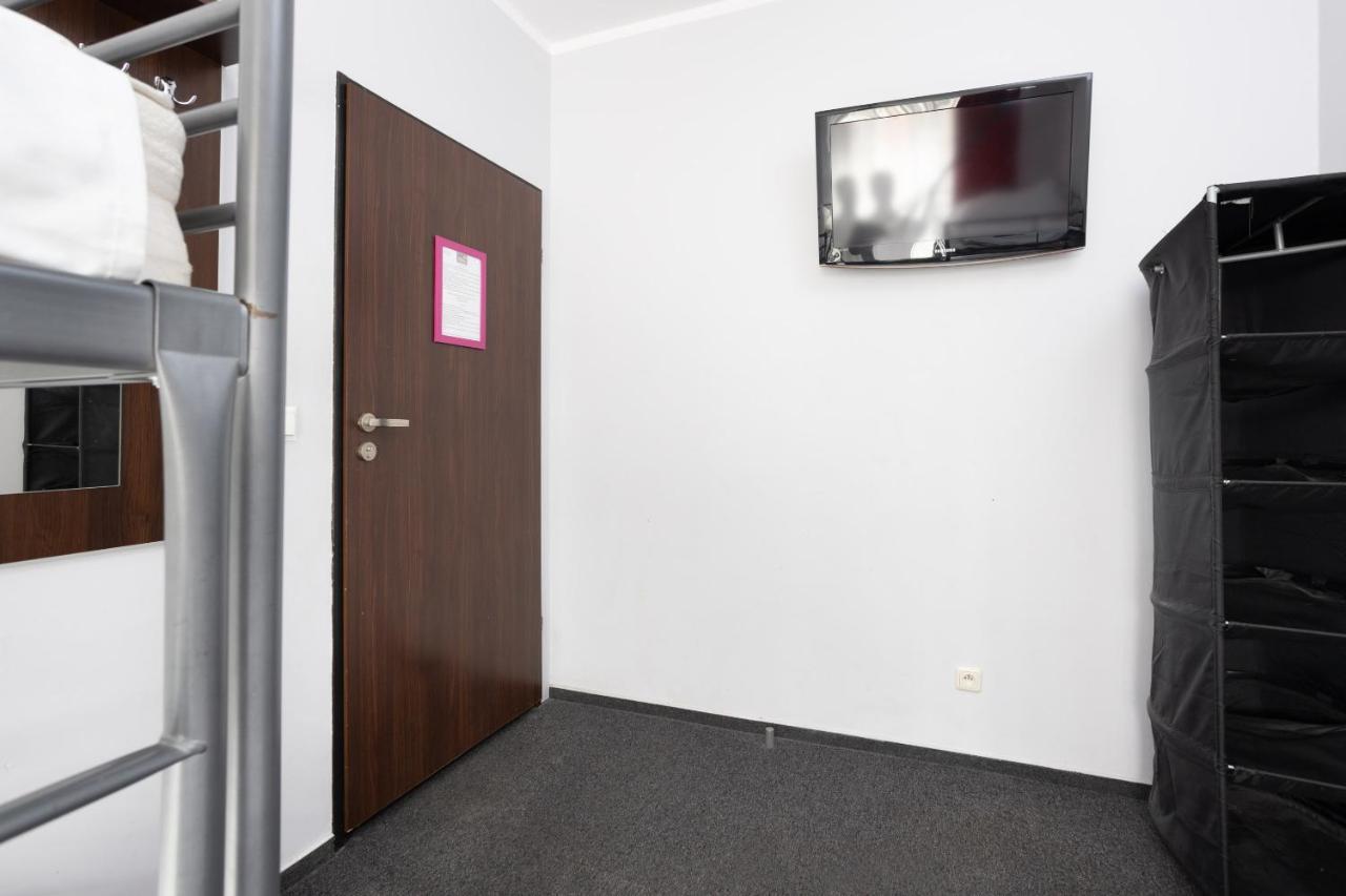 Shick Hostel Breslavia Exterior foto