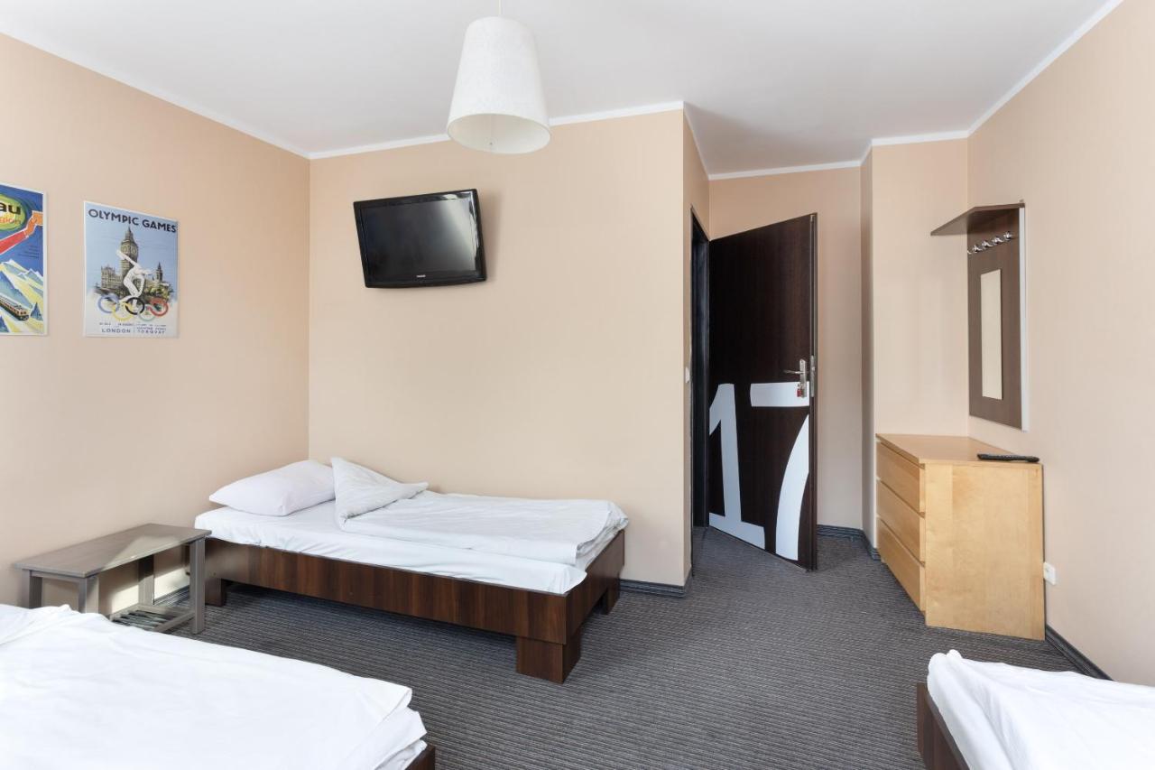Shick Hostel Breslavia Exterior foto